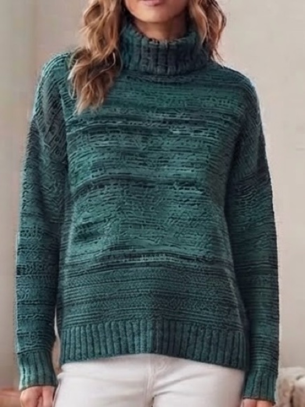 BCBGMAXAZRIA Green Turtleneck Sweater Size Medium
